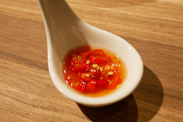 <東區>Ros Thai Taiwan-泰國主廚原汁原味辣椒火山排骨