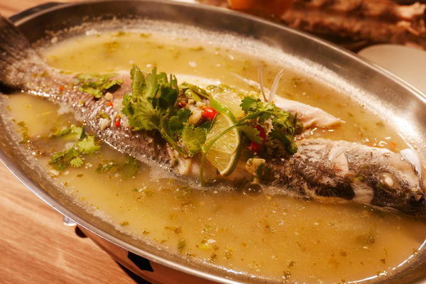 <東區>Ros Thai Taiwan-泰國主廚原汁原味辣椒火山排骨