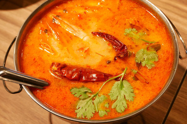 <東區>Ros Thai Taiwan-泰國主廚原汁原味辣椒火山排骨