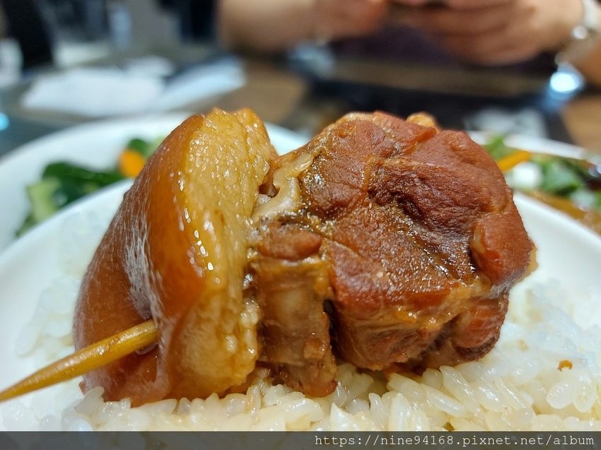 20200307 台中SOGO草悟道中美街_200307_0007.jpg