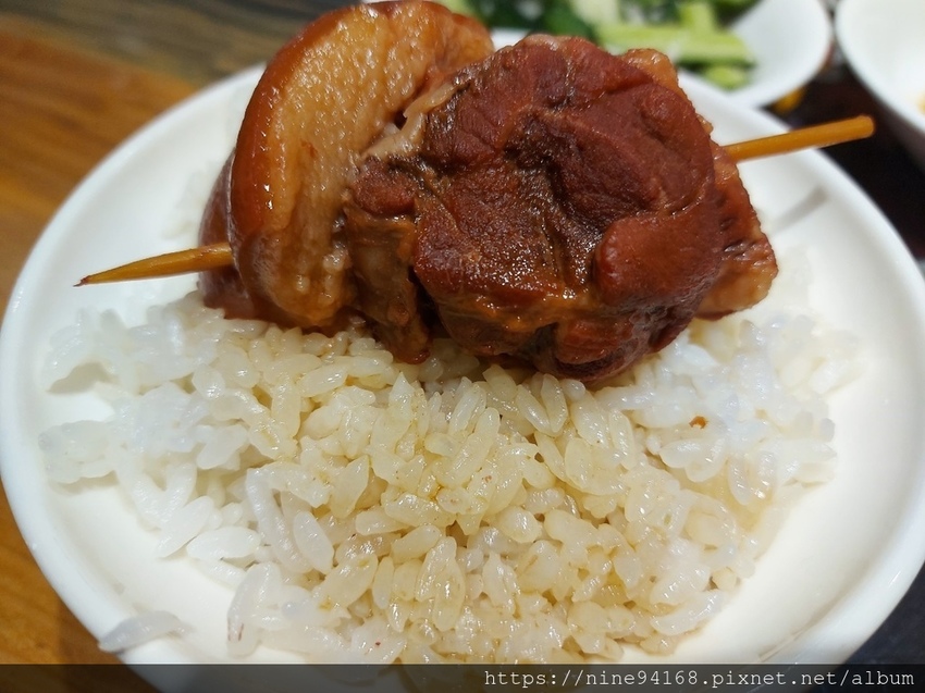 20200307 台中SOGO草悟道中美街_200307_0006.jpg