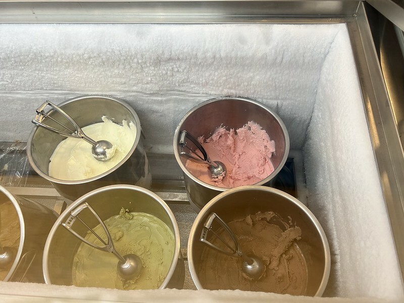 【台灣，嘉義市，東區】顏值高的文青冰店～一涼製冰所。（嘉義美食/嘉義冰店）