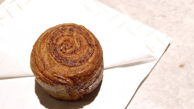 濃濃的肉桂在焦糖裡~~《Pai Pai Cannoli》