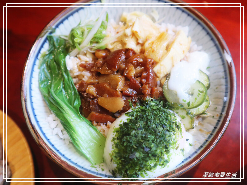 辛梅 阿嬤的味道-桃園平鎮/熔岩溫泉蛋很銷魂~復古懷舊小吃