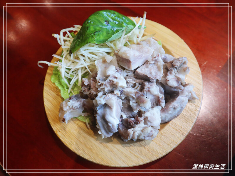 辛梅 阿嬤的味道-桃園平鎮/熔岩溫泉蛋很銷魂~復古懷舊小吃