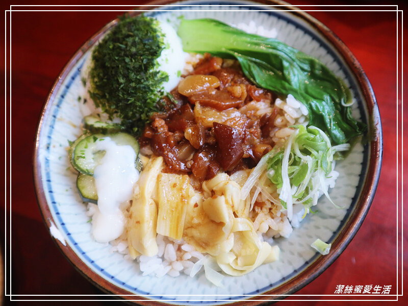 辛梅 阿嬤的味道-桃園平鎮/熔岩溫泉蛋很銷魂~復古懷舊小吃