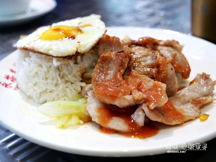 桃園市中壢區【永芯茶檔 茶餐廳】近內壢火車站&巷弄內隱藏美食│復刻懷舊港式冰果室│2022年搬新址後內用環境更大更舒適 - 德妹看新世界