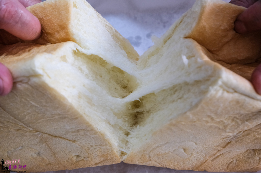 一覚 ichisatori bakery 高級食パン専門店