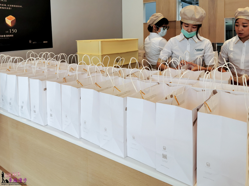 一覚 ichisatori bakery 高級食パン専門店