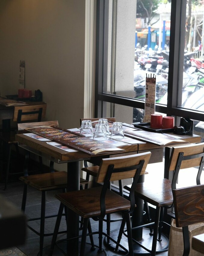 【台北美食】BANCO棒可 窯烤PIZZA . 自製生麵|世界披薩比賽冠軍的絕佳手藝,每一口都能享受道地義式風味。 - 肉依小姐吃什麼