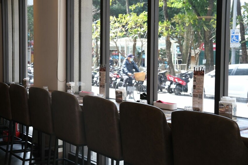 【台北美食】BANCO棒可 窯烤PIZZA . 自製生麵|世界披薩比賽冠軍的絕佳手藝,每一口都能享受道地義式風味。 - 肉依小姐吃什麼