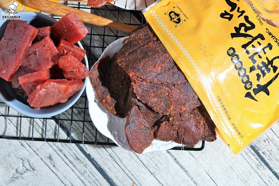 1493555479-109413381