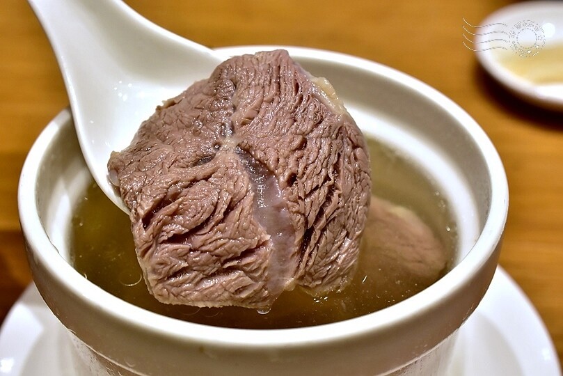 鼎泰豐:元盅牛肉湯