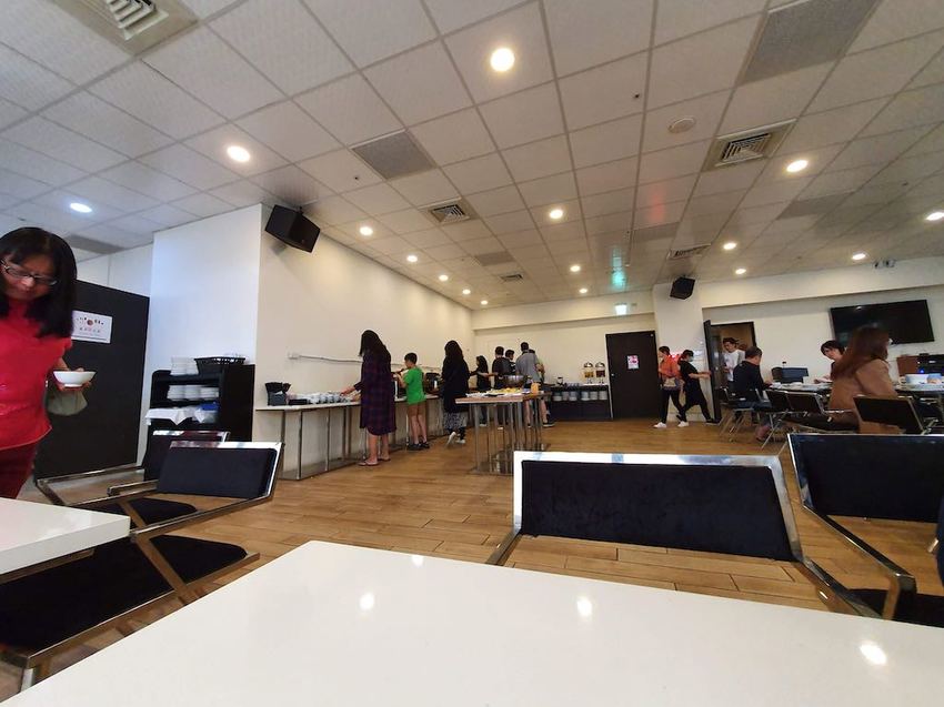 [嘉義市住宿] 「德爾芙快捷酒店」車站走路6分鐘，超值市區窗景房實住分享