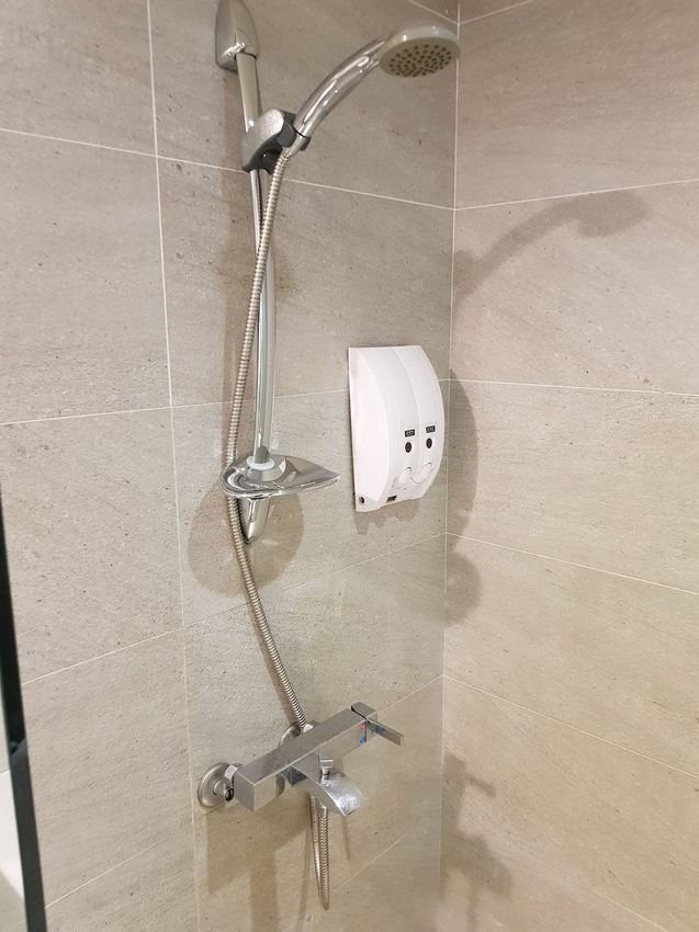 [嘉義市住宿] 「德爾芙快捷酒店」車站走路6分鐘，超值市區窗景房實住分享