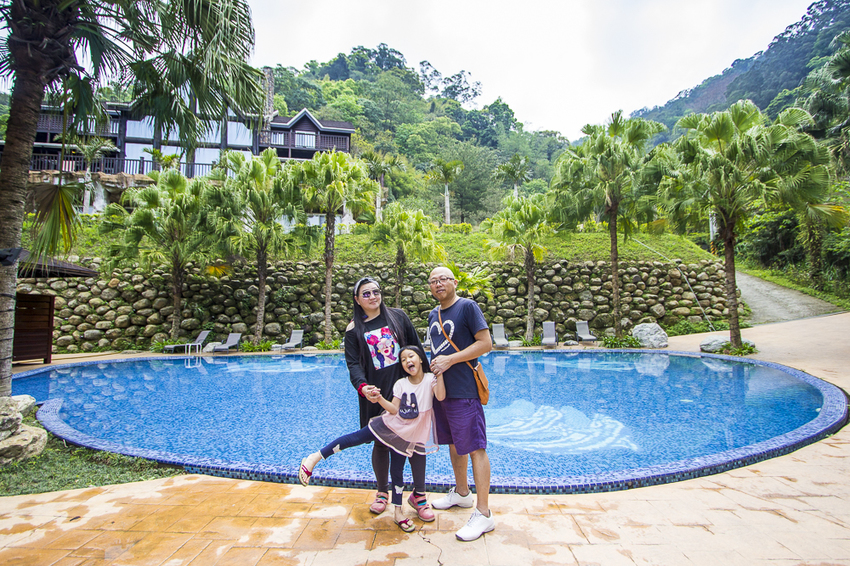 斑比跳跳X愛露營野遊體驗～免搭帳篷、獨立衛浴設備，一泊四食和牛晚餐搭配龍蝦拼盤，星空電影院、南洋風泳池，豪華露營推薦