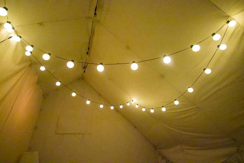 斑比跳跳X愛露營野遊體驗～免搭帳篷、獨立衛浴設備，一泊四食和牛晚餐搭配龍蝦拼盤，星空電影院、南洋風泳池，豪華露營推薦