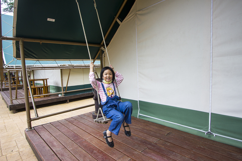 斑比跳跳X愛露營野遊體驗～免搭帳篷、獨立衛浴設備，一泊四食和牛晚餐搭配龍蝦拼盤，星空電影院、南洋風泳池，豪華露營推薦