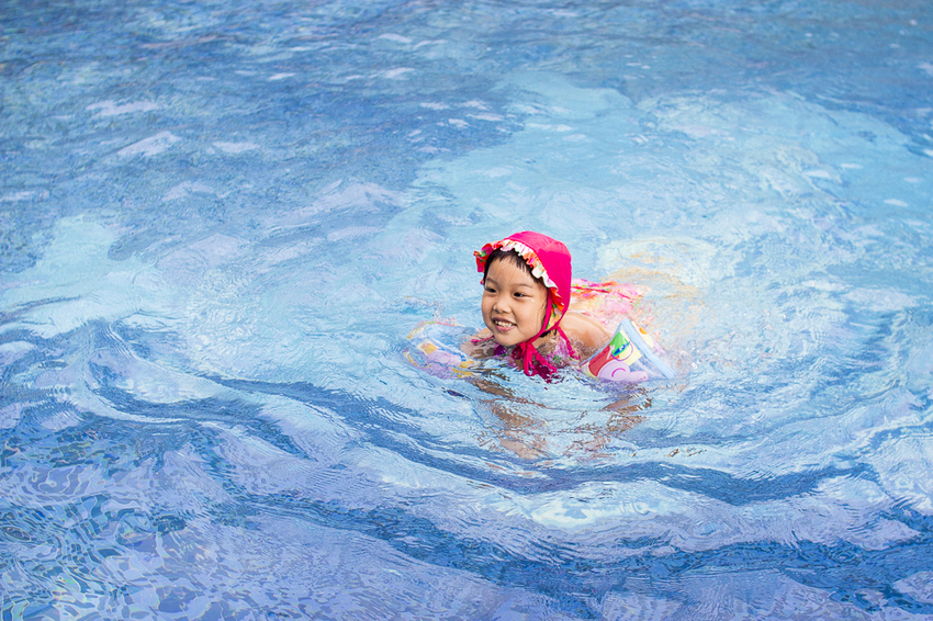 斑比跳跳X愛露營野遊體驗～免搭帳篷、獨立衛浴設備，一泊四食和牛晚餐搭配龍蝦拼盤，星空電影院、南洋風泳池，豪華露營推薦