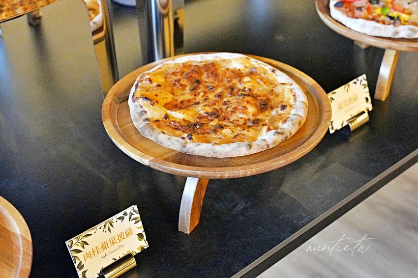 【苗栗】三灣｜斑比跳跳，頂級露營車一泊四食，郭董周董都來了，超奢華魚子醬松露Pizza，A5和牛燒肉拼盤