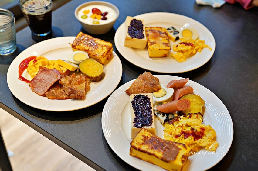 【苗栗】三灣｜斑比跳跳，頂級露營車一泊四食，郭董周董都來了，超奢華魚子醬松露Pizza，A5和牛燒肉拼盤