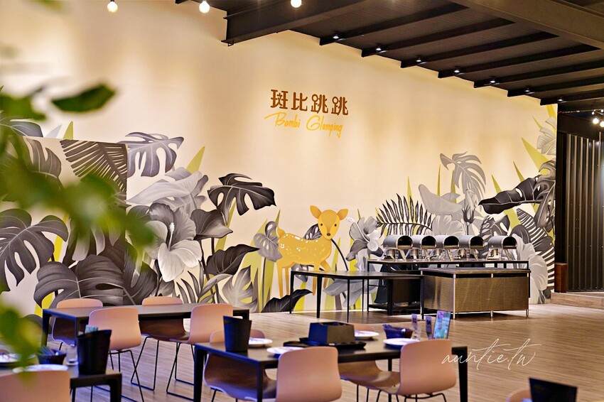 【苗栗】三灣｜斑比跳跳，頂級露營車一泊四食，郭董周董都來了，超奢華魚子醬松露Pizza，A5和牛燒肉拼盤