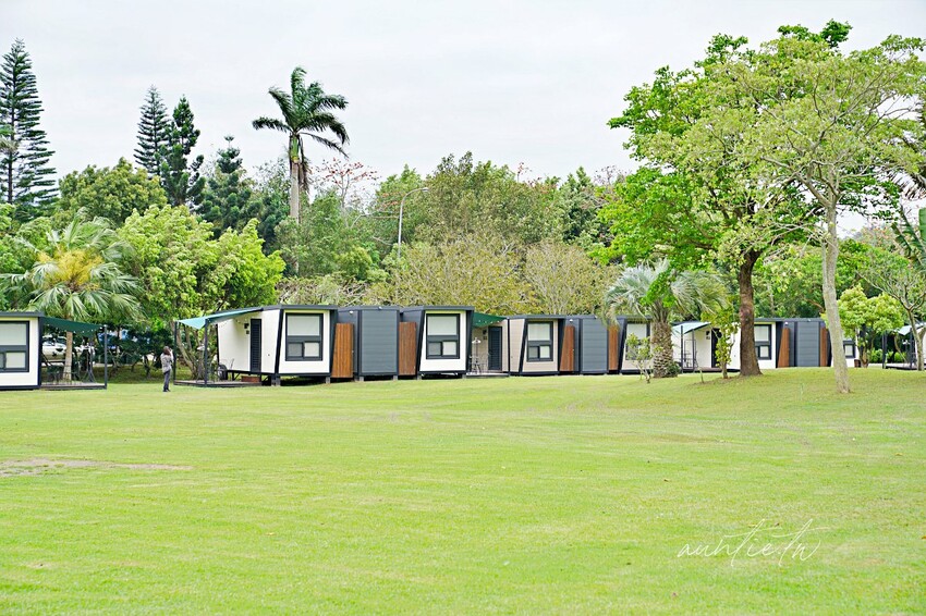 【苗栗】三灣｜斑比跳跳，頂級露營車一泊四食，郭董周董都來了，超奢華魚子醬松露Pizza，A5和牛燒肉拼盤