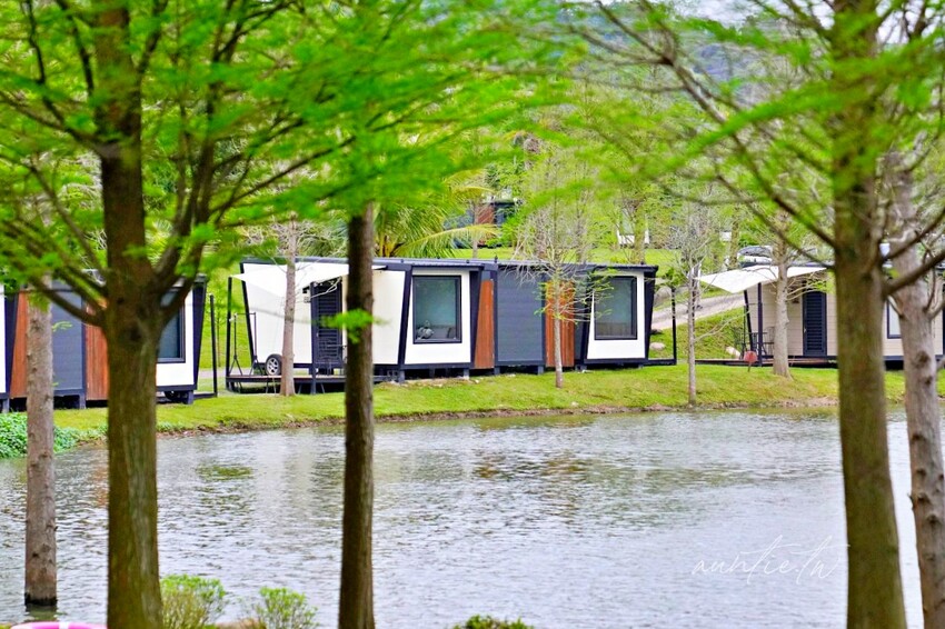 【苗栗】三灣｜斑比跳跳，頂級露營車一泊四食，郭董周董都來了，超奢華魚子醬松露Pizza，A5和牛燒肉拼盤