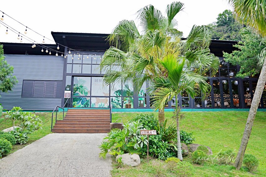 【苗栗】三灣｜斑比跳跳，頂級露營車一泊四食，郭董周董都來了，超奢華魚子醬松露Pizza，A5和牛燒肉拼盤