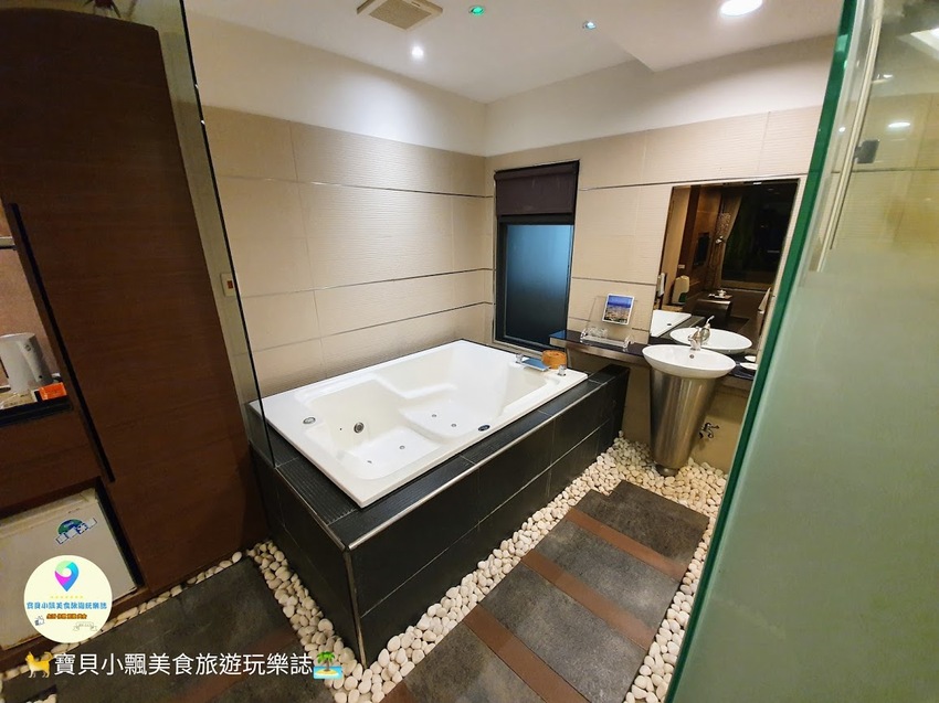 [住]宜蘭 頭城 半露天庭園景觀，給您私人獨家泡湯享受 和風時尚VILLA館