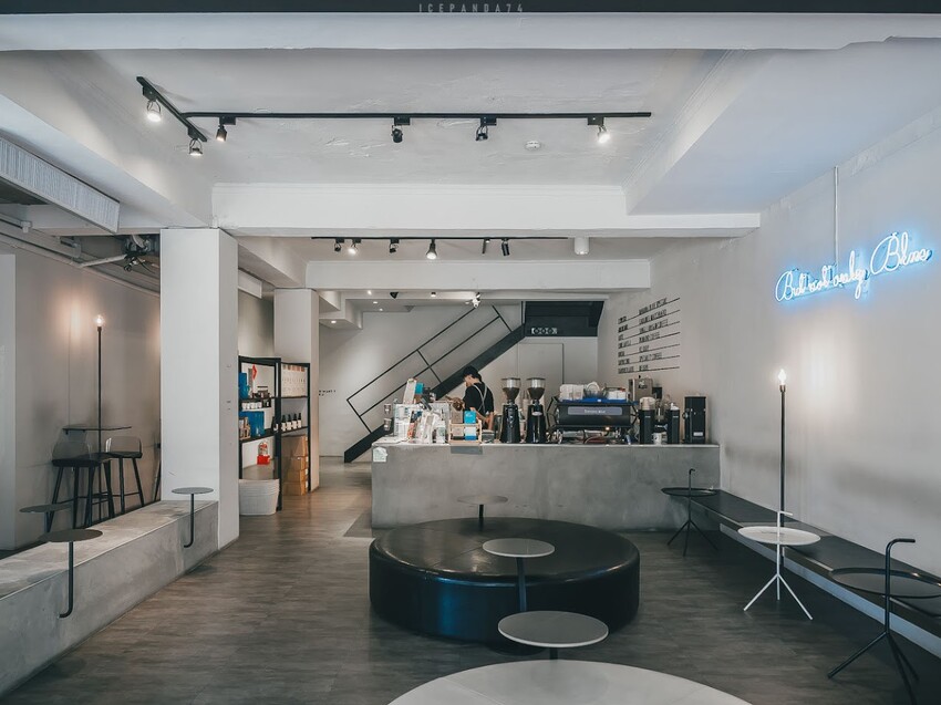 Banana Blue Coffee 不限時的慢活秘境 CP值超高的咖啡廳