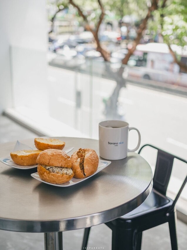 Banana Blue Coffee 不限時的慢活秘境 CP值超高的咖啡廳