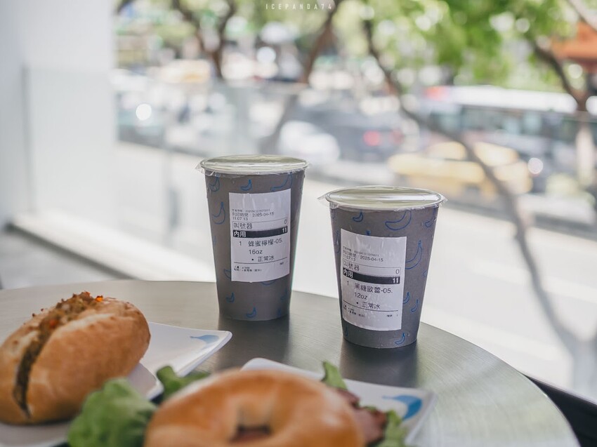 Banana Blue Coffee 不限時的慢活秘境 CP值超高的咖啡廳