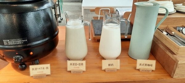 旅遊 ░   南部豪華型帳篷露營 - The Tale Of Butterfly 蝶舞澗 一泊二食， 1200多棵花旗木粉嫩登場