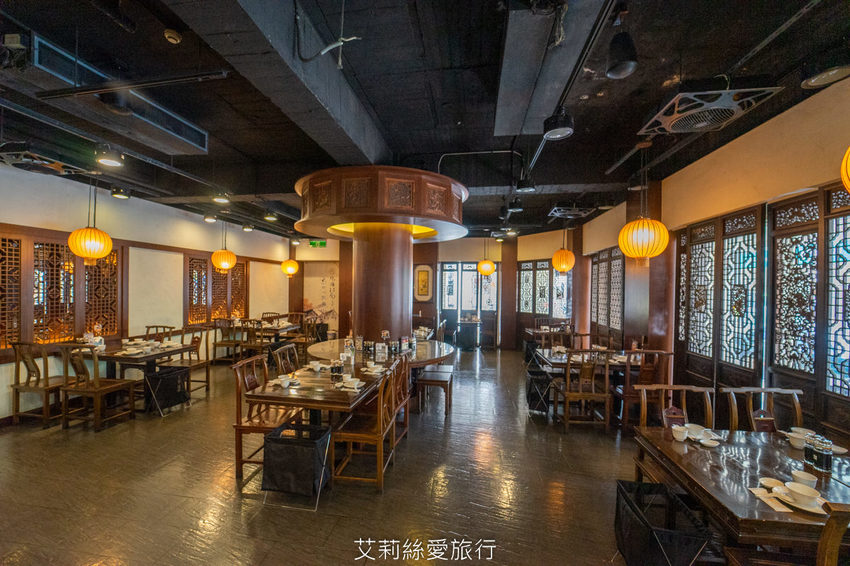 台北美食》點水樓季節限定秋蟹套餐 真功夫蟹皇小籠包 蟹肥膏滿花雕蒸膏蟹 精緻美味讓人超滿足 - 艾莉絲愛旅行