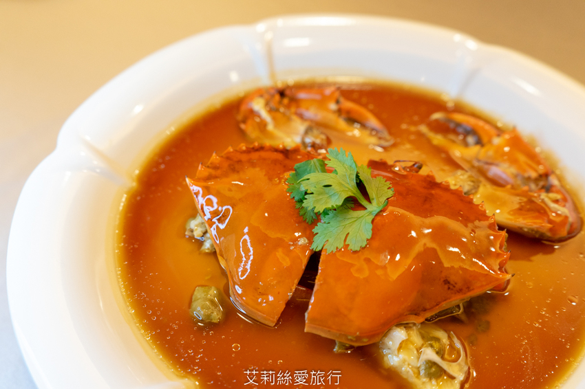 台北美食》點水樓季節限定秋蟹套餐 真功夫蟹皇小籠包 蟹肥膏滿花雕蒸膏蟹 精緻美味讓人超滿足 - 艾莉絲愛旅行