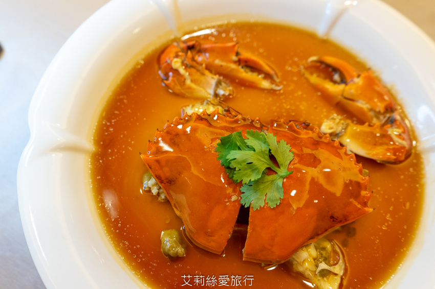 台北美食》點水樓季節限定秋蟹套餐 真功夫蟹皇小籠包 蟹肥膏滿花雕蒸膏蟹 精緻美味讓人超滿足 - 艾莉絲愛旅行