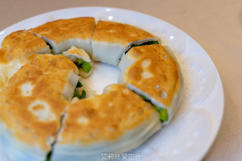 台北美食》點水樓季節限定秋蟹套餐 真功夫蟹皇小籠包 蟹肥膏滿花雕蒸膏蟹 精緻美味讓人超滿足 - 艾莉絲愛旅行