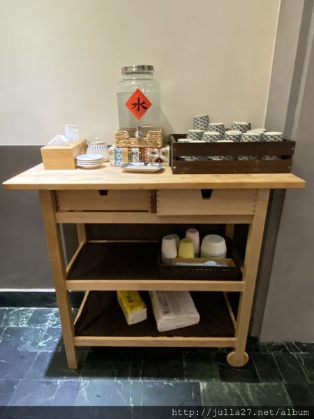 20200403_095200845_iOS