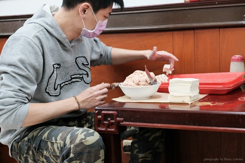 茂川肉丸 台中米其林餐盤推薦的第二市場小吃,老台中人的美食回憶。