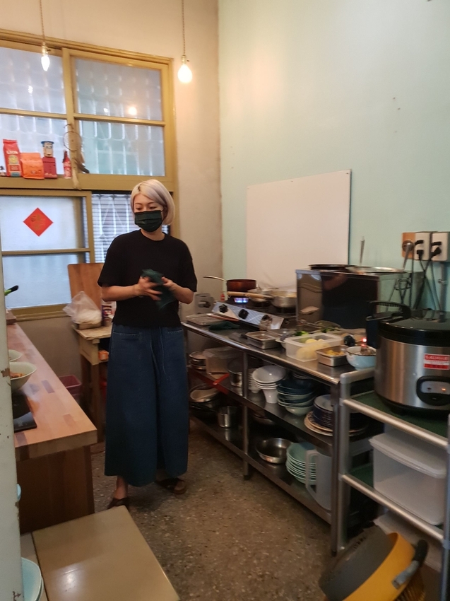 240111.jpg - 【台南】密巷必須fb預約餐廳。植感大叔的日常。泰國菜超好吃。店內蕨類植物滿佈空氣感十足的美好空間