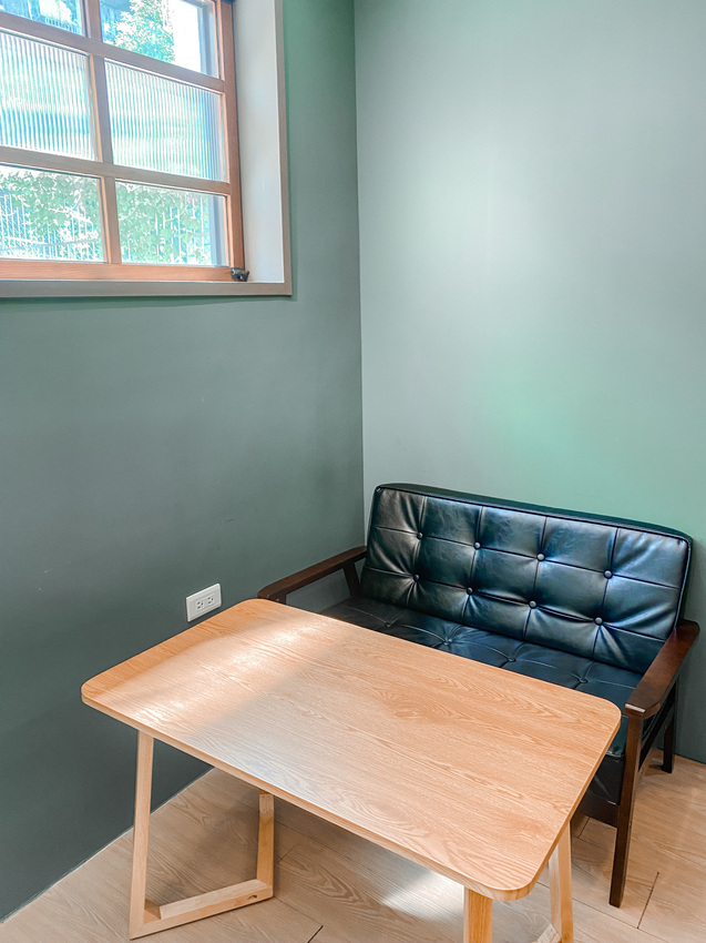 天母美食｜Koffi’n天母不限時咖啡廳推薦｜溫馨鄉村小店｜有Wifi插座