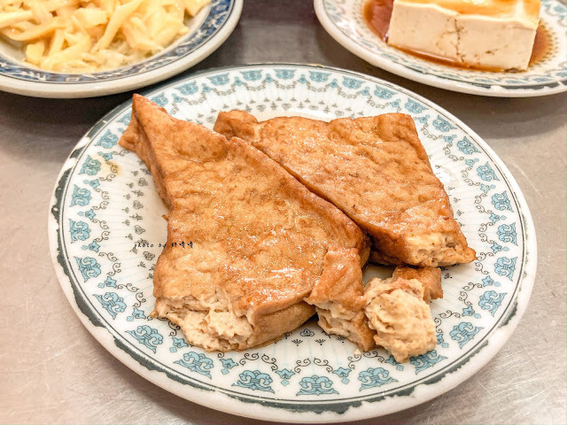 【嘉義 西區】呆獅雞肉飯🐓在地50年老店，也是不少人青睞的好滋味😋
