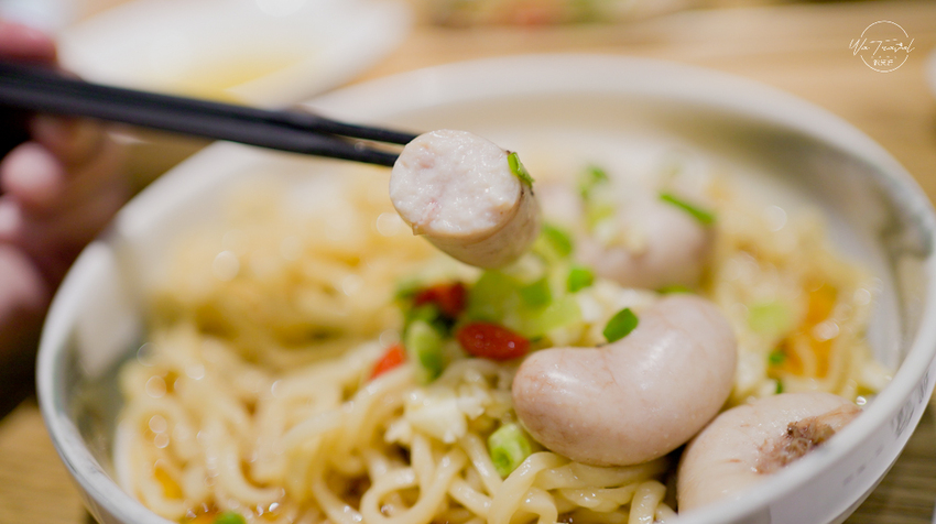 板橋江子翠美食 錵饌 真·麵舖超雞佛大爆汁，特殊的黃金流沙老油條伴麵浮誇乾麵系列！愛吃辣必吃聖凱師鬼椒