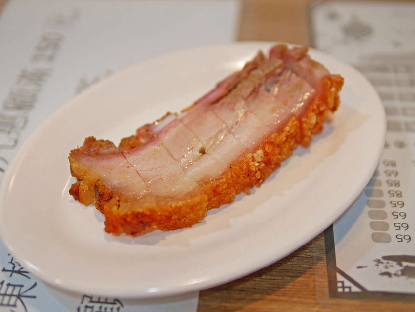 森余港式燒臘茶餐廳_單切脆皮燒肉_143337.JPG