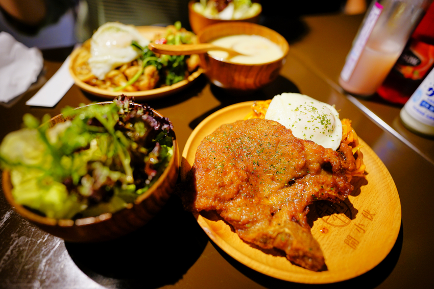 美食｜台北大同區 開小伙 宵夜、炸雞、鐵板麵 200元外送服務 近寧夏夜市消夜美食推薦！ - 奇奇一起玩樂趣