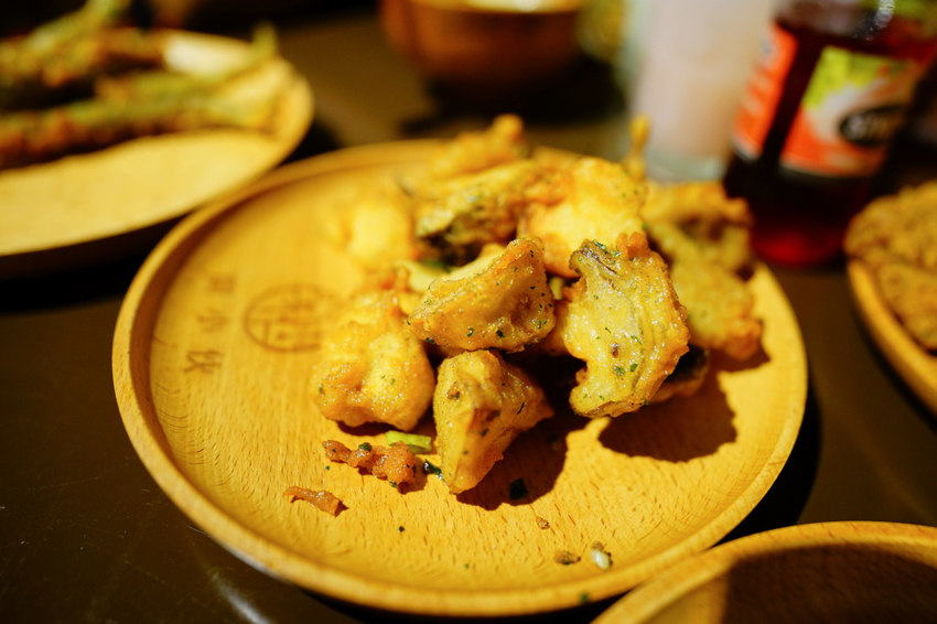 美食｜台北大同區 開小伙 宵夜、炸雞、鐵板麵 200元外送服務 近寧夏夜市消夜美食推薦！ - 奇奇一起玩樂趣