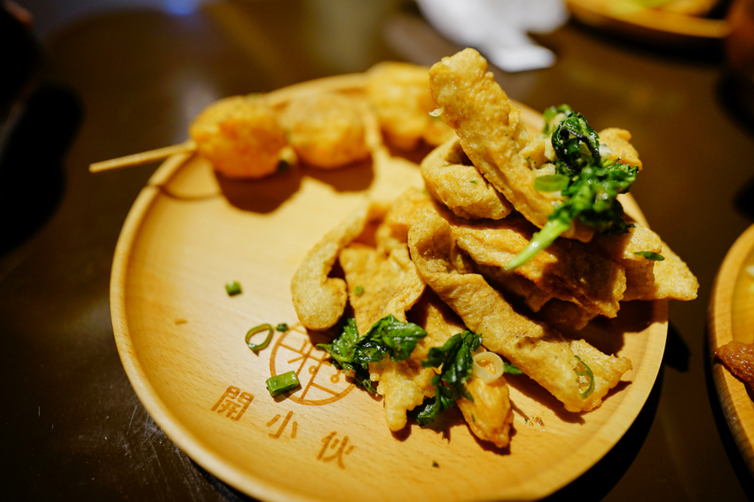 美食｜台北大同區 開小伙 宵夜、炸雞、鐵板麵 200元外送服務 近寧夏夜市消夜美食推薦！ - 奇奇一起玩樂趣