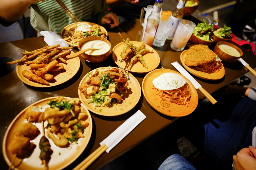 美食｜台北大同區 開小伙 宵夜、炸雞、鐵板麵 200元外送服務 近寧夏夜市消夜美食推薦！ - 奇奇一起玩樂趣