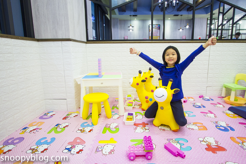 蔬鍋藝鍋物台中文心店|台中南屯火鍋~豐富自助區無限量供應,貼心附設兒童遊戲區,友善親子餐廳